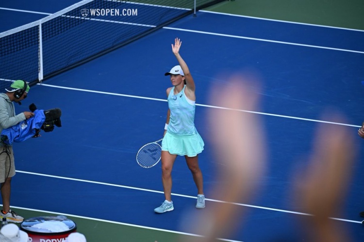 梁靖崑距离 梁靖崑距离