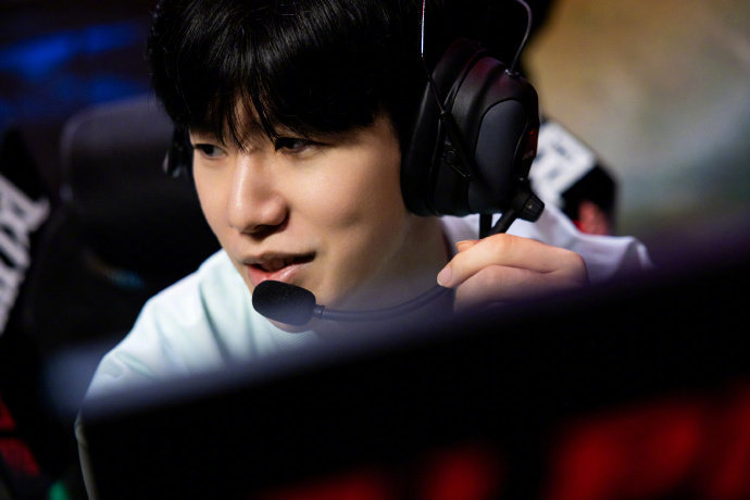 利等多重因 利等多重因